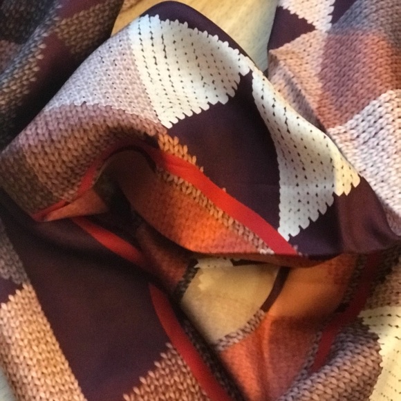 Aker Silk Square Scarf 100 % silk Head Neck Wrap - Picture 5 of 7